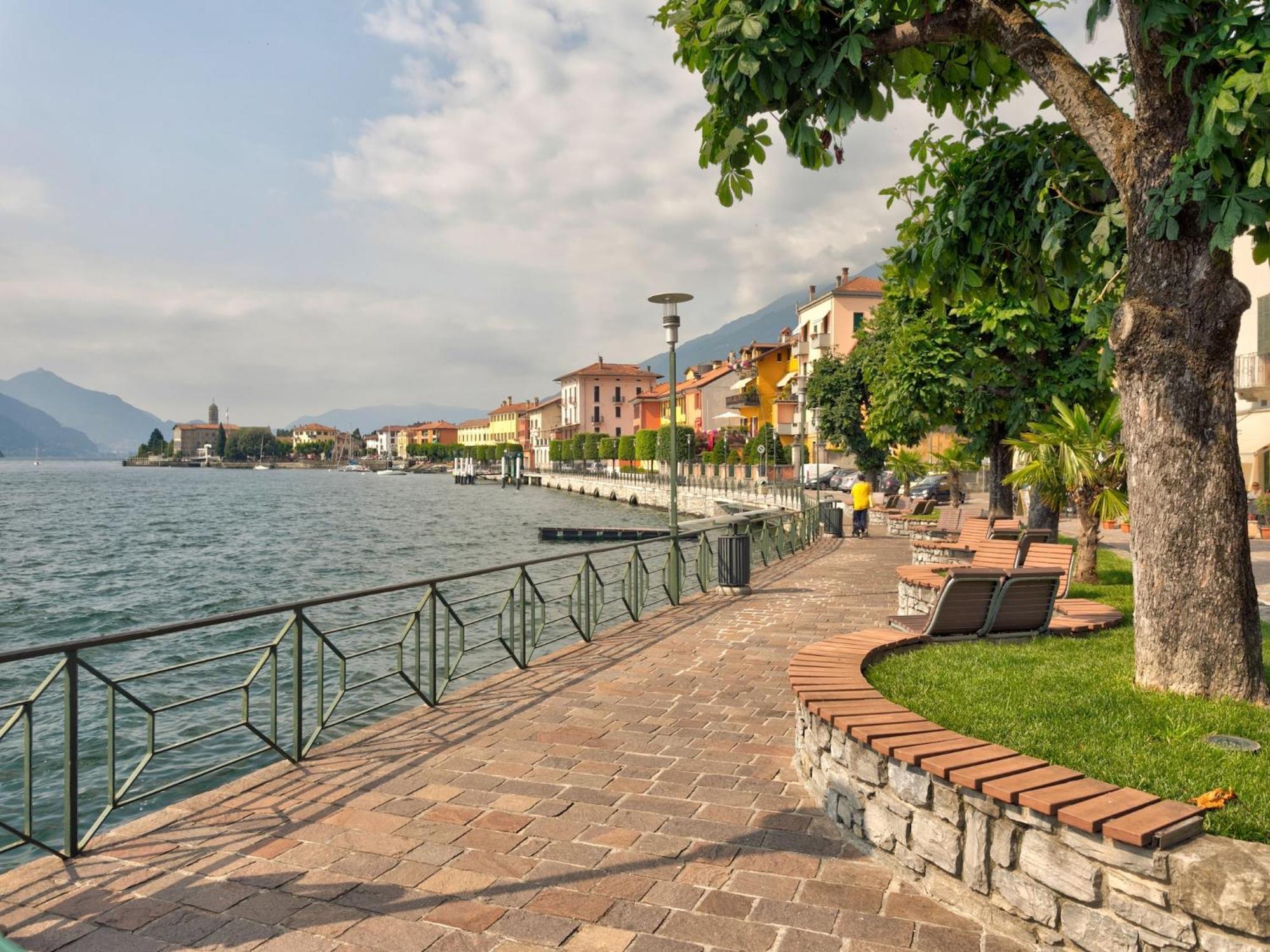 Wonderful Flat With Swimming Pool Lift And Garden Appartement Gravedona Buitenkant foto