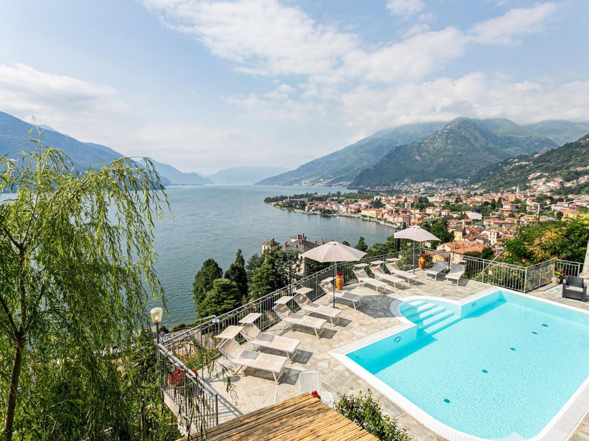 Wonderful Flat With Swimming Pool Lift And Garden Appartement Gravedona Buitenkant foto