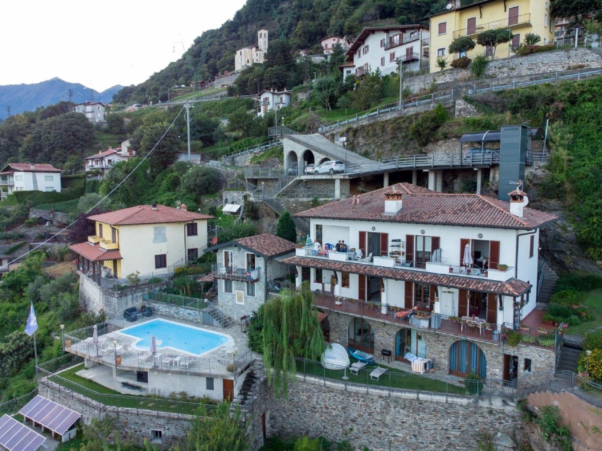 Wonderful Flat With Swimming Pool Lift And Garden Appartement Gravedona Buitenkant foto