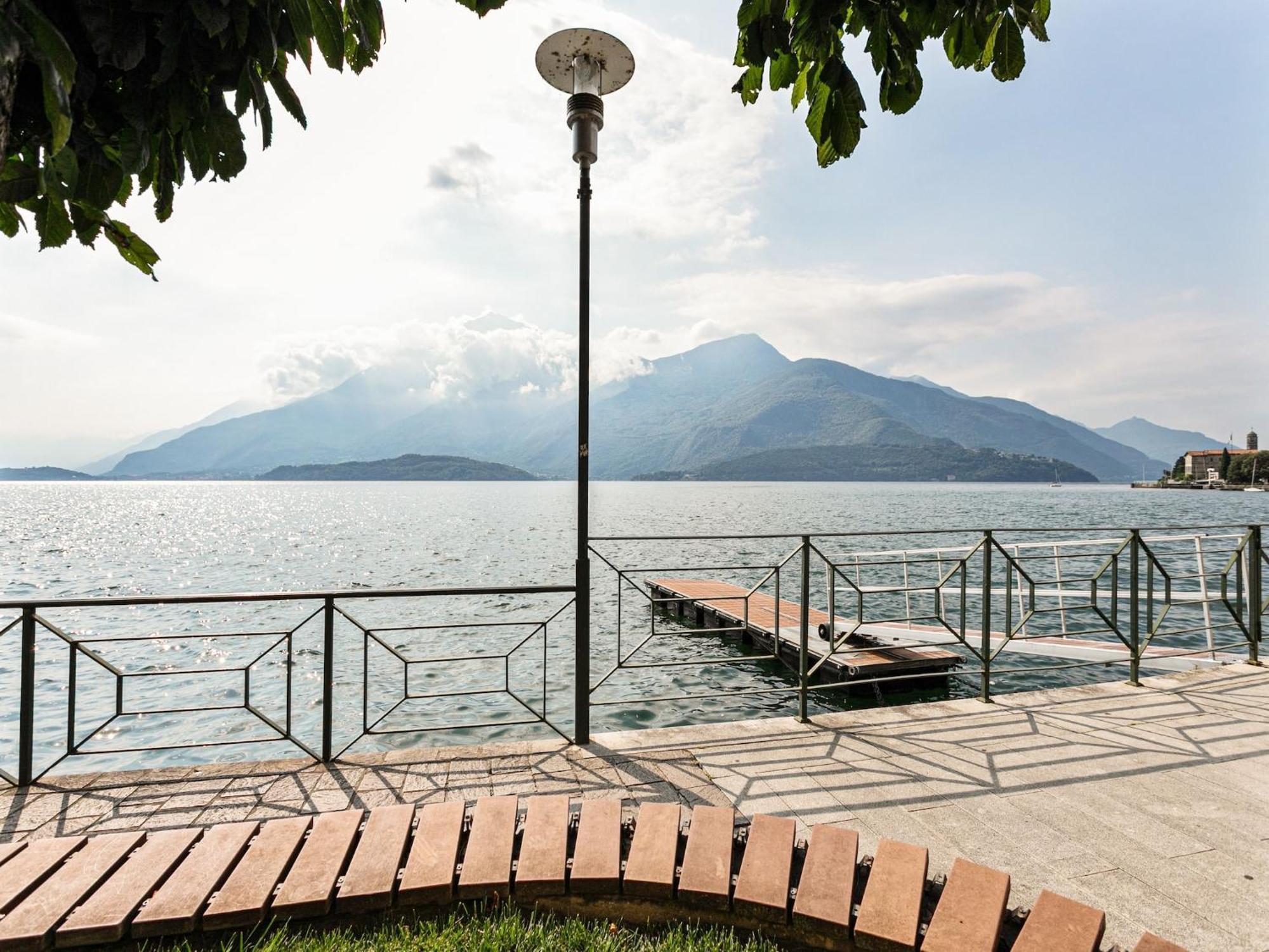 Wonderful Flat With Swimming Pool Lift And Garden Appartement Gravedona Buitenkant foto